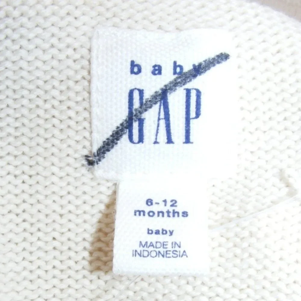 BABY GAP Sweater, 6-12M, Cream/Grey Text, Love, 2 button shoulder, Red Heart